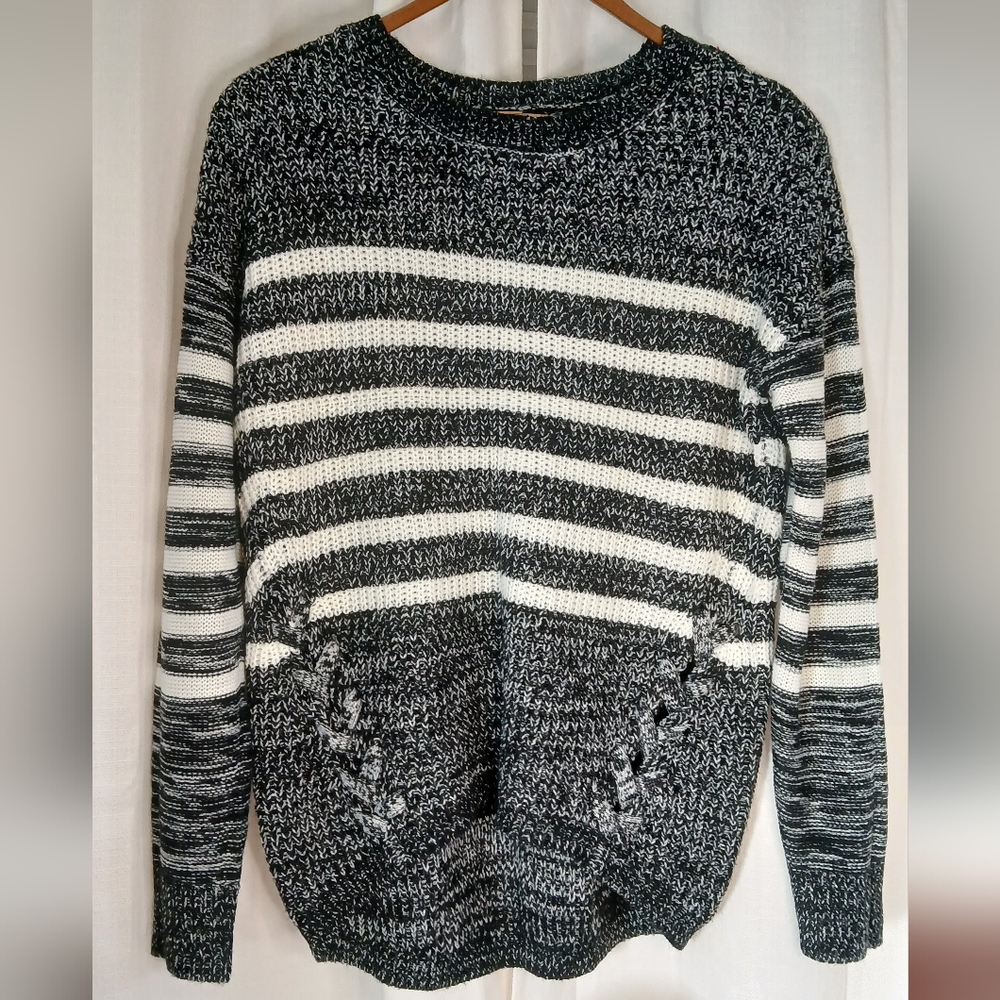 Striped Black and White Women's Sweater